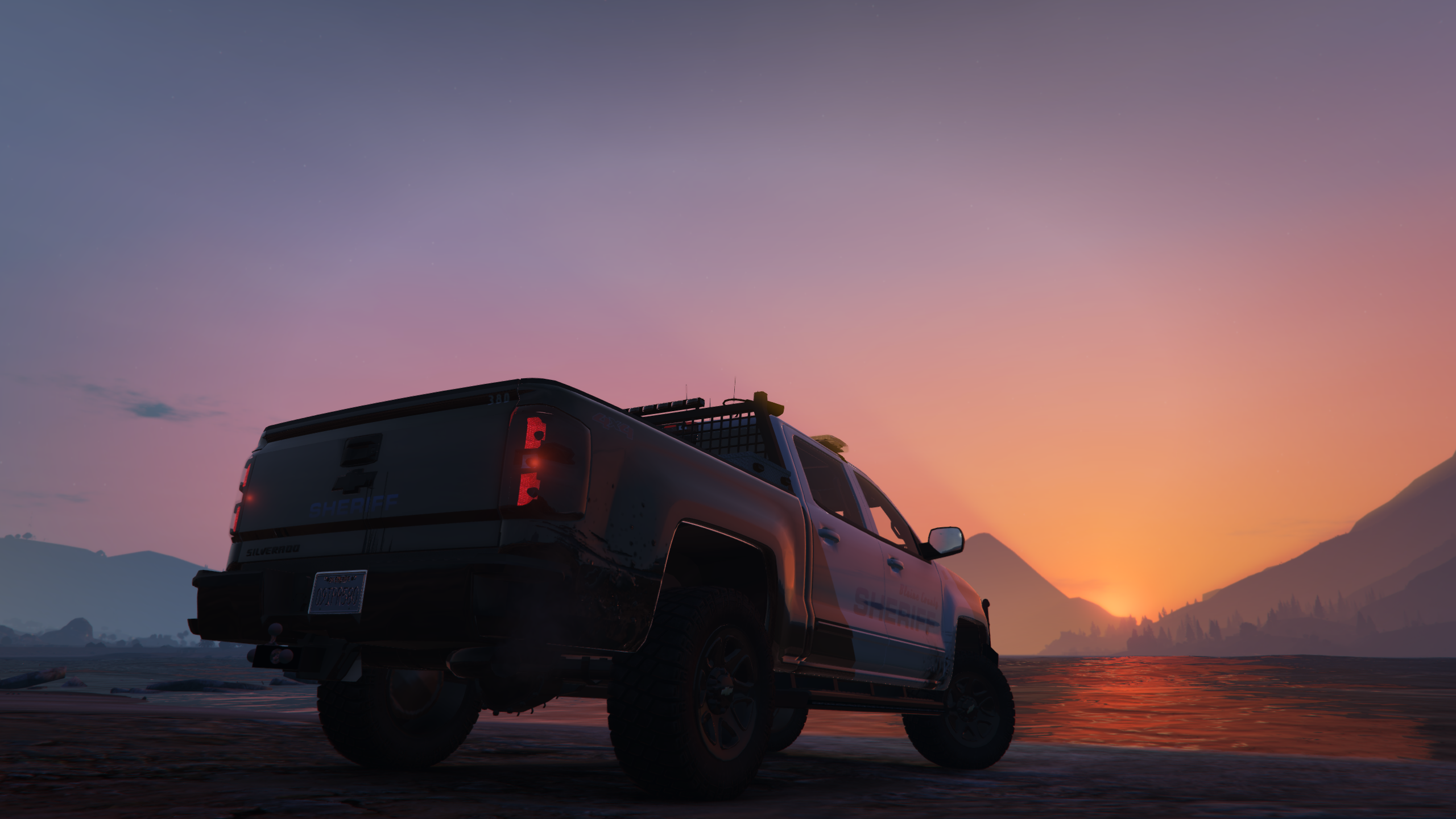 Grand Theft Auto V Screenshot 2020.08.17 - 22.01.58.37.png